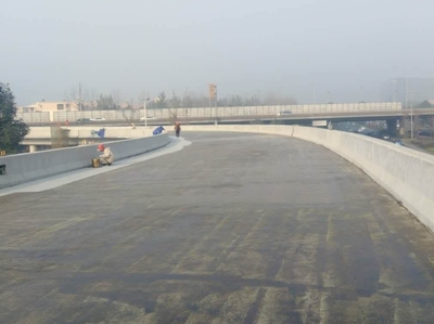 广珠高速公路路面补强维修